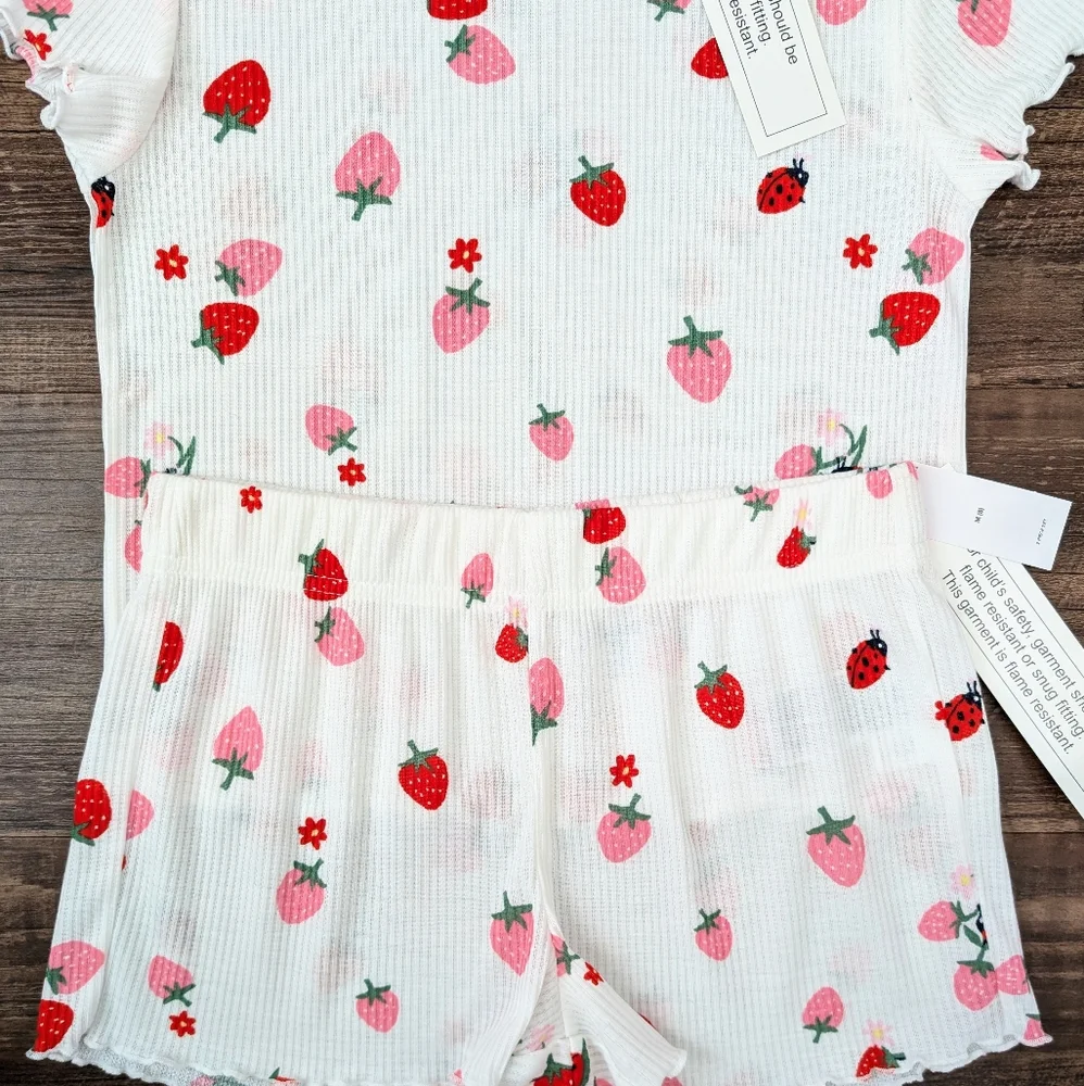 NWT Old Navy 2-Piece Pajama Set